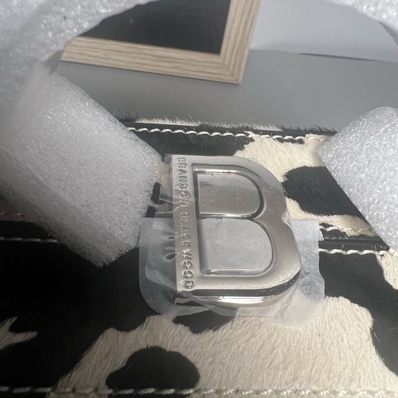 Brandon Blackwood cow print mini Kendrick trunk - Picture 8 of 13